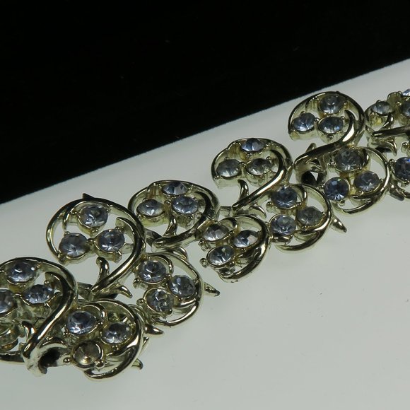 Fine Vintage Coro Blue Rhinestone Leaf Vine Bracelet - Picture 6 of 8